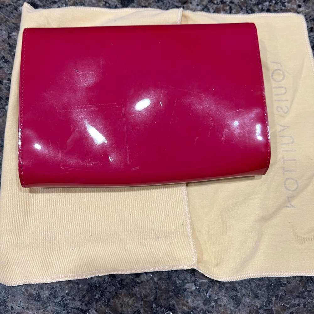 FINAL CHANCE SALE❤️❤️❤️Louis Vuitton Clutch PO Louise Magenta - Picture 5 of 7